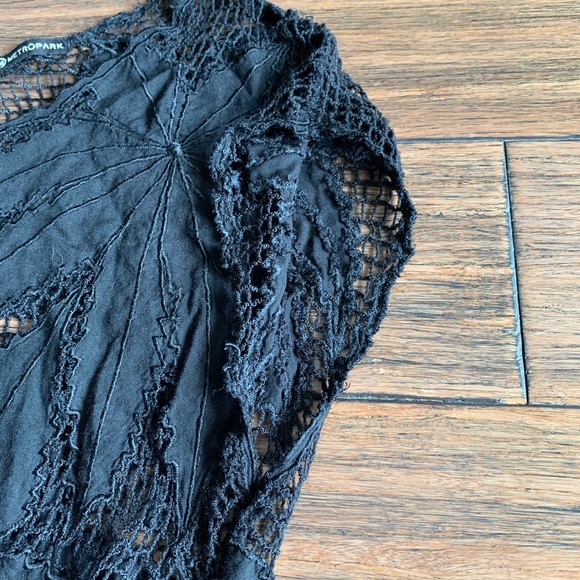 Metropark Black Mesh Floral Stitch Top - Picture 5 of 8